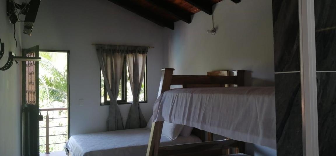 Hotel El Potrillo El Penol  Zewnętrze zdjęcie